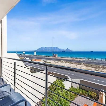 9 On The Waves Appartement Kaapstad Buitenkant foto